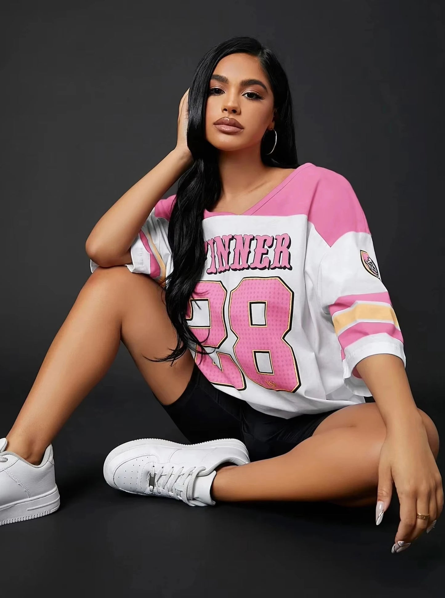 2025 Women's Short Sleeve 28 Digital Print Breathable Football Jersey High Quality Top Loose Casual V-Neck T-Shirt Street Wear