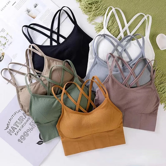 Beautiful fitness tops breathable comfortable and soft